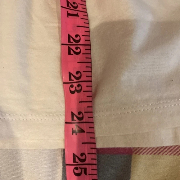 DKNY Ivory  classic Unisex VNeck T-shirt Sz M - Picture 5 of 6